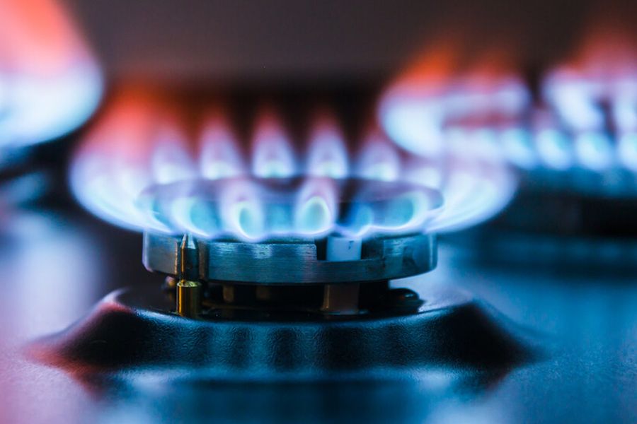 КЕВР реши: С 4,5% ще е по-скъп природният газ през август