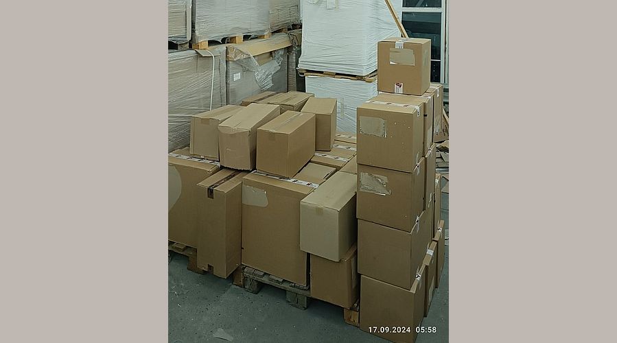 Иззеха близо 13 000 кутии контрабандни цигари, укрити под хладилници