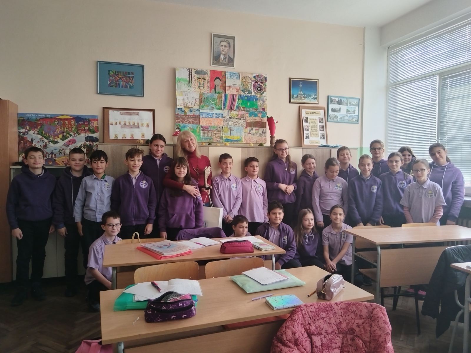 Наградиха русенски учители, носители на званието „Посланик на свободния дух в моето училище“ 2024