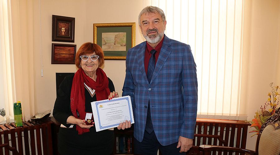 Маргарита Трифонова получи знака на областния управител на Русе