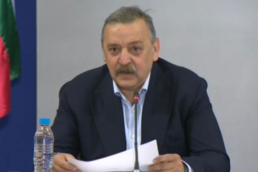 Проф. Кантарджиев за грипа: Тази година за първи път наблюдаваме две странни неща
