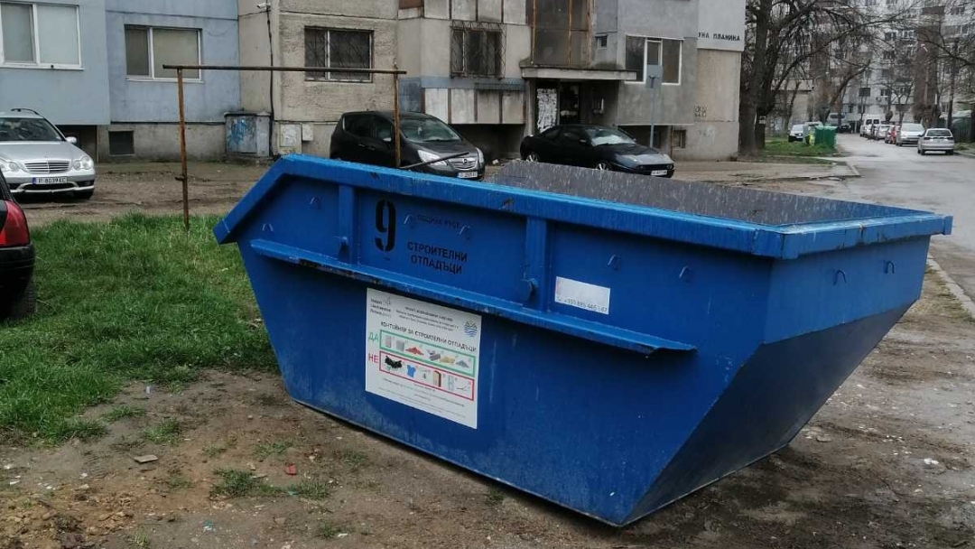 Поставят строителни контейнери на ключови места в Русе